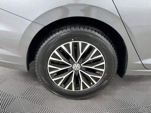 Used 2019 Volkswagen Jetta SE FWD image 27