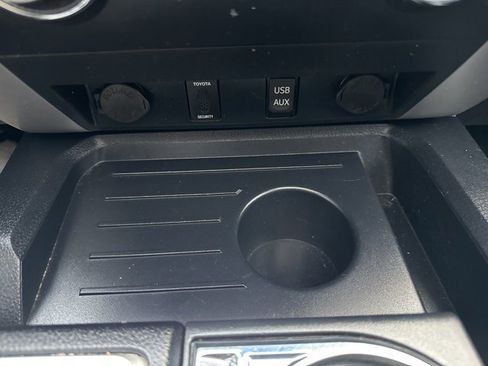 Used 2019 Toyota Tundra Limited w/ Limited Premium Package image 22