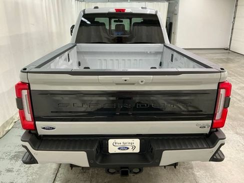 New 2026 Ford F250 Platinum w/ Tremor Off-Road Package AWD/4WD image 4