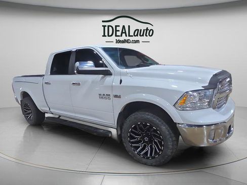 Used 2016 RAM 1500 Laramie w/ Convenience Group AWD/4WD image 9