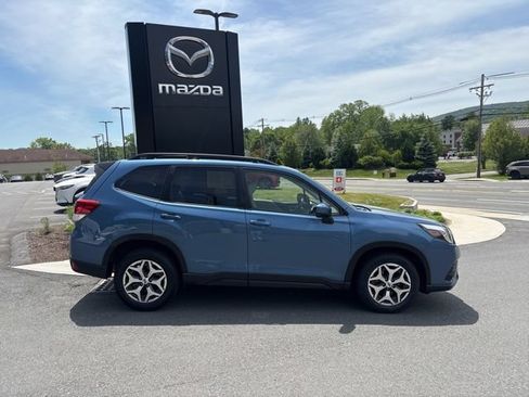 Used 2024 Subaru Forester Premium AWD/4WD image 16