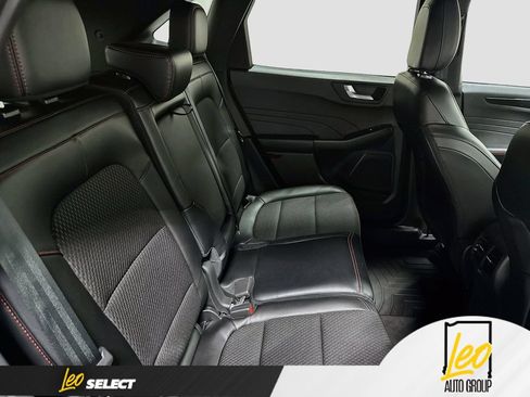 Used 2023 Ford Escape ST-Line w/ Tech Pack #1 AWD/4WD image 30