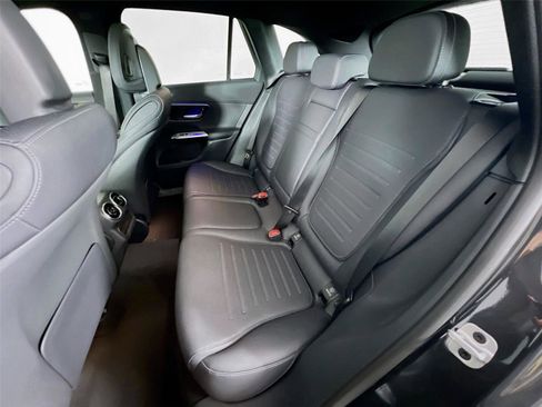 Certified 2025 Mercedes-Benz GLC 300 4MATIC image 15