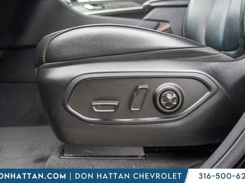 Used 2023 Jeep Grand Cherokee Limited w/ Black Appearance Package AWD/4WD image 23