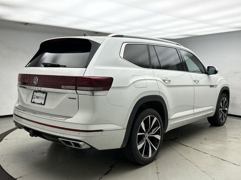 Used 2024 Volkswagen Atlas SEL Premium R-Line AWD/4WD image 5