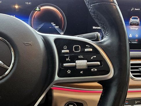 Used 2021 Mercedes-Benz GLE 350 w/ 3rd Row Seat Package image 14