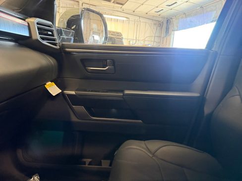 New 2026 Toyota Sequoia Platinum AWD/4WD image 31