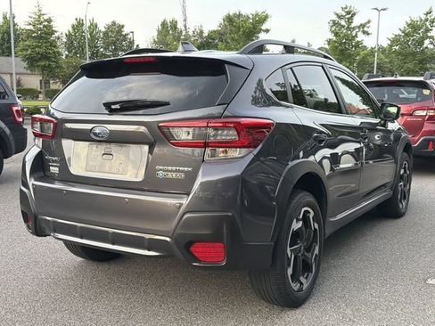 Used 2021 Subaru Crosstrek 2.5i Limited w/ Moonroof Package 1 AWD/4WD image 4