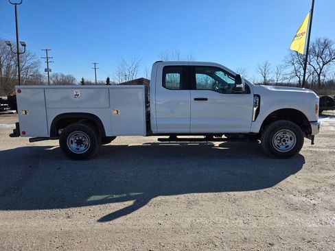 New 2026 Ford F350 XL w/ XL Chrome Package image 10