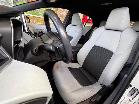 Certified 2024 Toyota Corolla SE FWD image 21