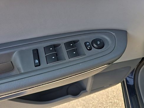 Used 2016 GMC Acadia SLT AWD/4WD image 6