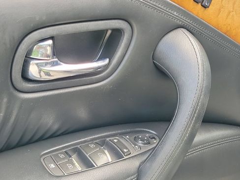 Used 2014 INFINITI QX80 2WD w/ Theater Package image 27