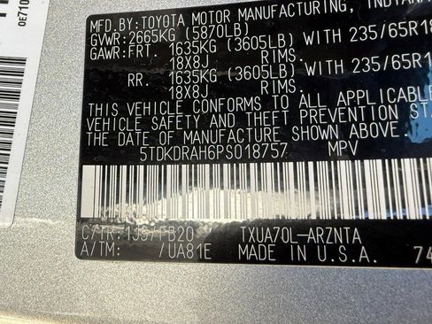 Used 2023 Toyota Highlander LE image 24