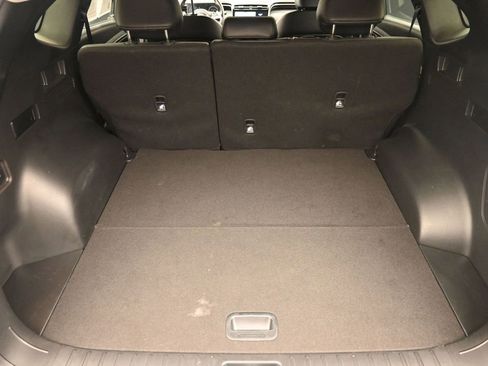 Certified 2024 Hyundai Tucson Limited AWD/4WD image 9
