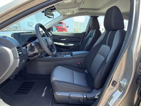 New 2026 Nissan Sentra SV FWD image 32