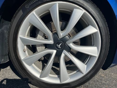 Used 2018 Tesla Model 3 Long Range RWD image 35
