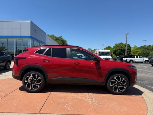 New 2026 Chevrolet Trax RS FWD image 6