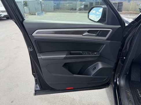 Used 2019 Volkswagen Atlas SEL AWD/4WD image 9