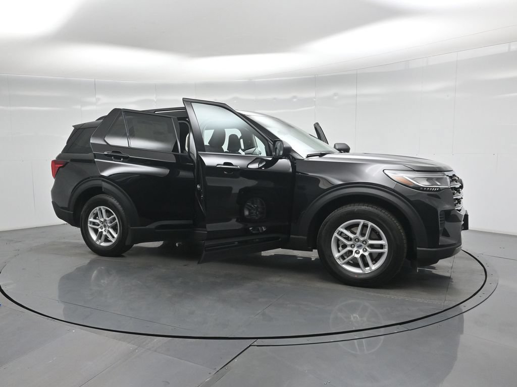 New 2026 Ford Explorer Active RWD image 31