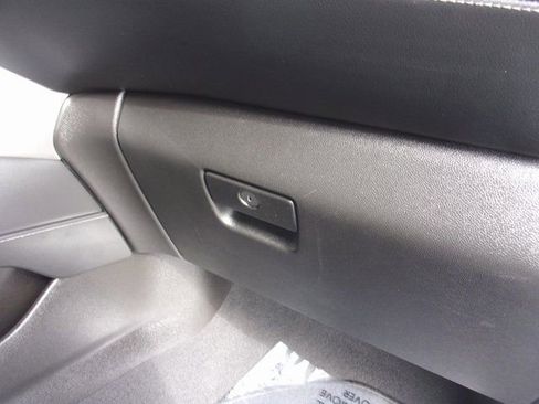 Used 2023 Chevrolet Tahoe Z71 w/ Luxury Package image 40