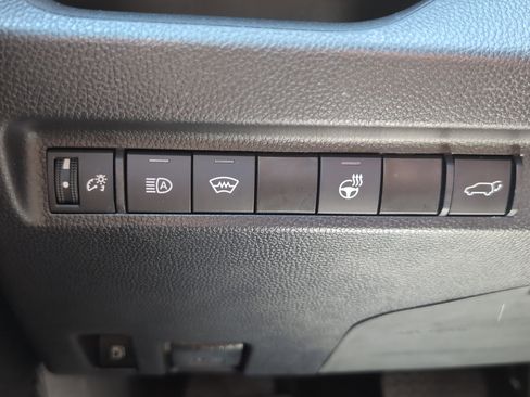 Certified 2023 Toyota RAV4 XLE Premium AWD/4WD image 36