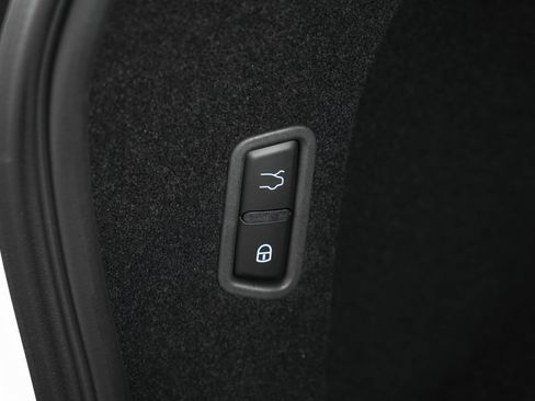 New 2024 Maserati Levante GT Ultima image 53