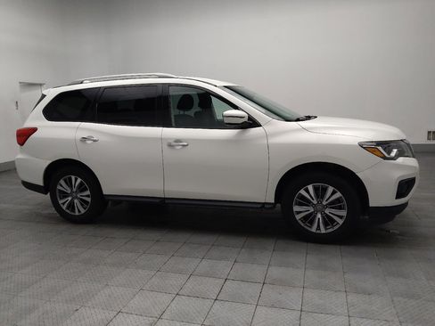 Used 2020 Nissan Pathfinder SV FWD image 11