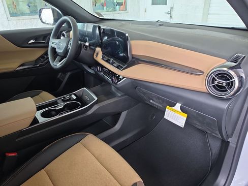 New 2026 Chevrolet Equinox ACTIV image 35