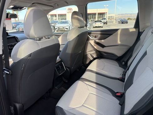 Used 2024 Subaru Forester Premium image 29