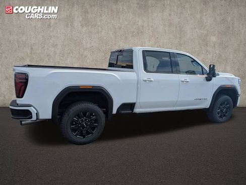 New 2026 GMC Sierra 2500 AT4 w/ Technology Package AWD/4WD image 9