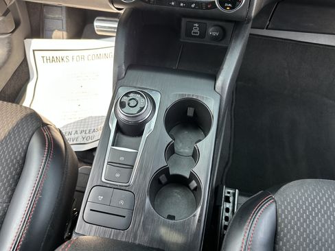 Used 2024 Ford Escape ST-Line AWD/4WD image 35