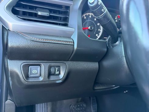 Used 2019 GMC Acadia SLE w/ Driver Alert Package I image 28