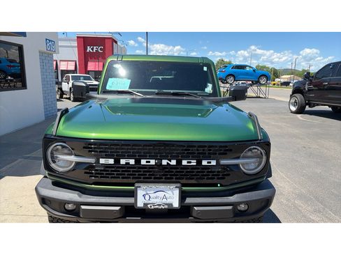 Used 2025 Ford Bronco Outer Banks AWD/4WD image 3