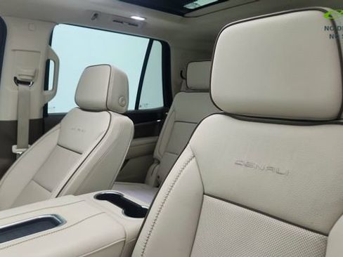Used 2024 GMC Yukon Denali AWD/4WD image 39
