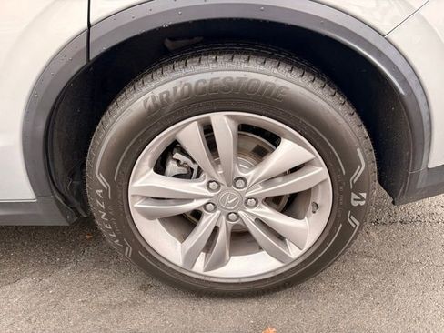 Used 2023 Acura MDX SH-AWD image 10