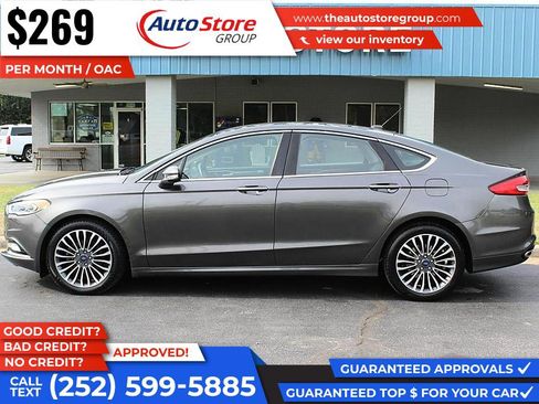 Used 2017 Ford Fusion SE w/ Fusion SE Technology Package image 1