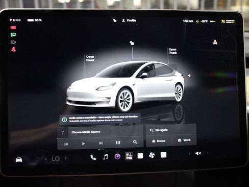 Used 2023 Tesla Model 3 Standard Range RWD image 20