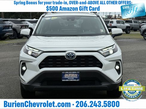 Used 2022 Toyota RAV4 XLE Premium w/ Carpet Mat Package (TMS) image 8