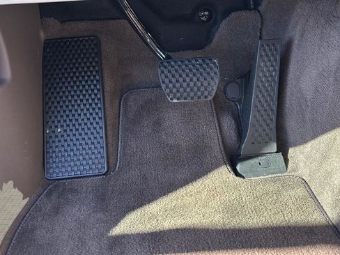 Certified 2026 Genesis GV70 2.5T Advanced image 18