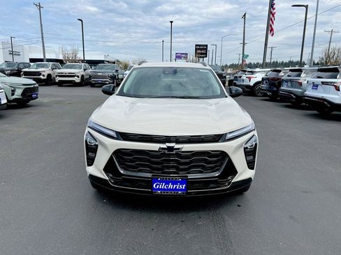 New 2026 Chevrolet Trax ACTIV w/ Driver Confidence Package FWD image 25