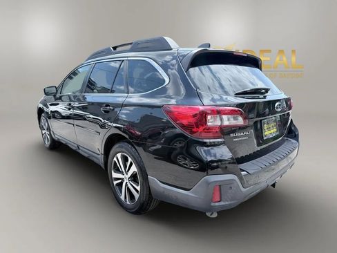 Used 2019 Subaru Outback 2.5i Limited AWD/4WD image 5