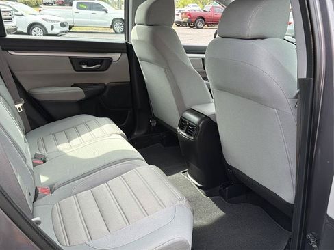 Used 2017 Honda CR-V LX image 6