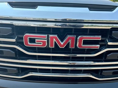 Used 2025 GMC Sierra 1500 SLT AWD/4WD image 30