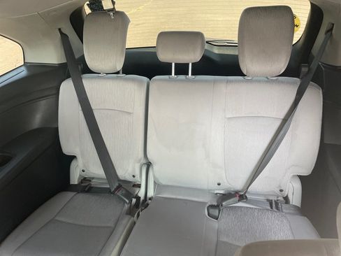 Used 2018 Honda Odyssey LX image 11