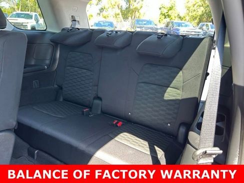 Used 2025 Nissan Pathfinder SV FWD image 16