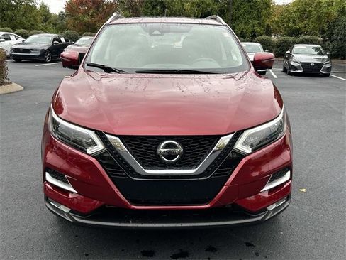 Used 2022 Nissan Rogue Sport SL w/ Premium Package image 9