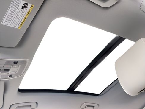 Certified 2022 Audi Q3 2.0T Premium Plus image 17