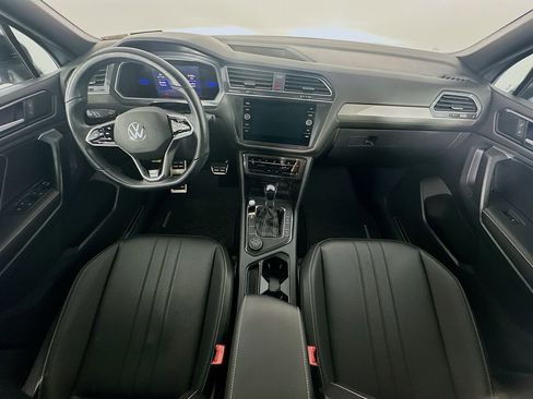Used 2023 Volkswagen Tiguan SE R-Line image 10