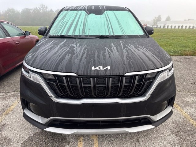 Used 2022 Kia Carnival LX FWD image 9