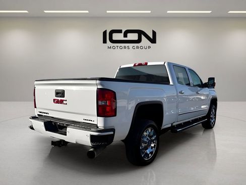 Used 2019 GMC Sierra 2500 Denali w/ Duramax Plus Package image 6